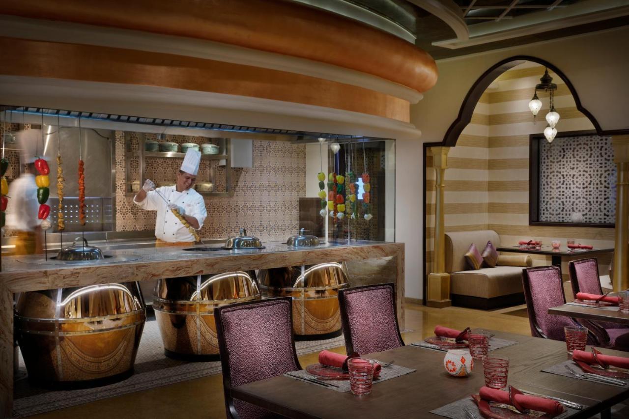 보코 리야드 호텔 외부 사진 The restaurant Al Dar