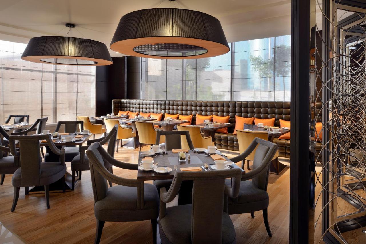 보코 리야드 호텔 외부 사진 The interior of the restaurant